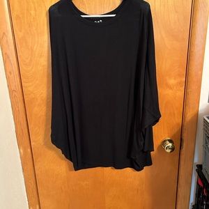 Black light weight sweater